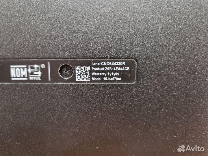 Ноутбук HP 15-ba579ur