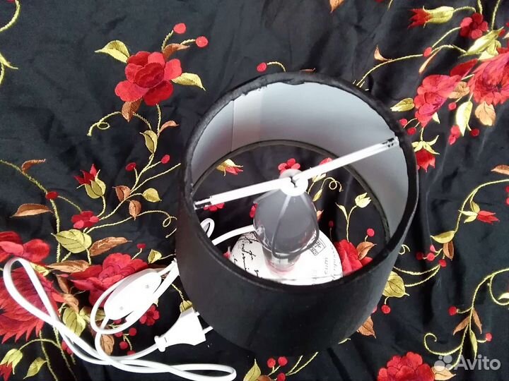 Лампа настольная 