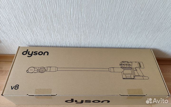 Пылесос Dyson V8 Fluffy Extra