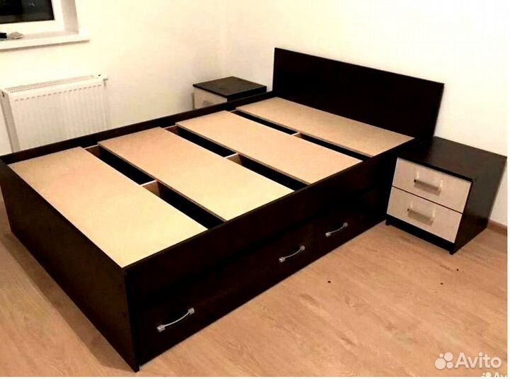 Кровать в наличии напрямую со склада