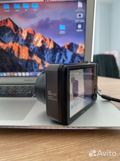 Цифровой фотоаппарат sony