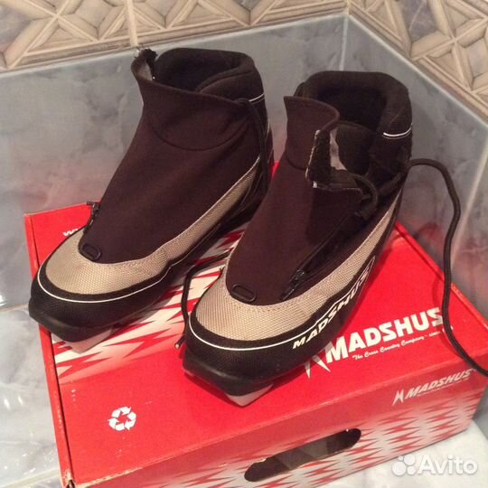 Madshus лыжные ботинки 2012-2013 CT 100 JR 36