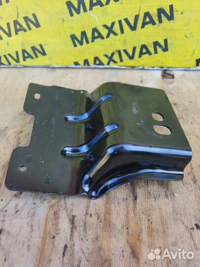 Кронштейн Jaguar F-Pace X761 2016