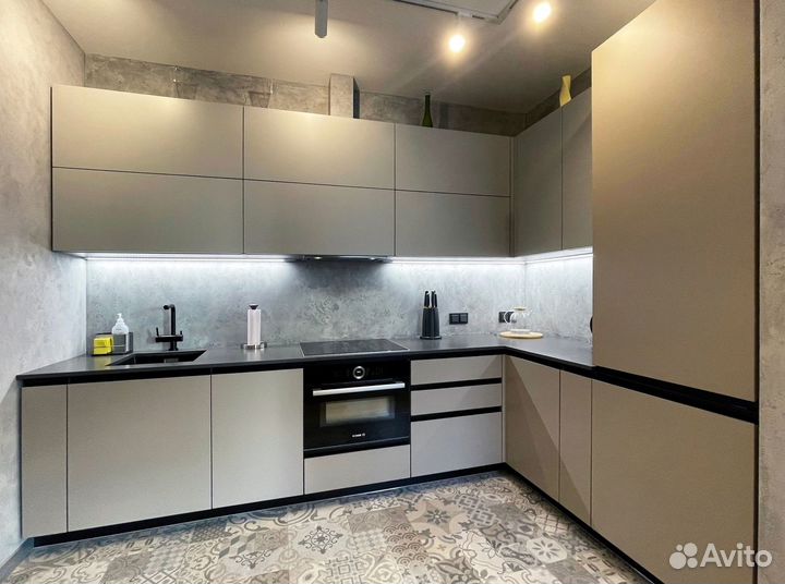 Кухонный гарнитур прямой