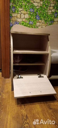 Банкетка в прихожую