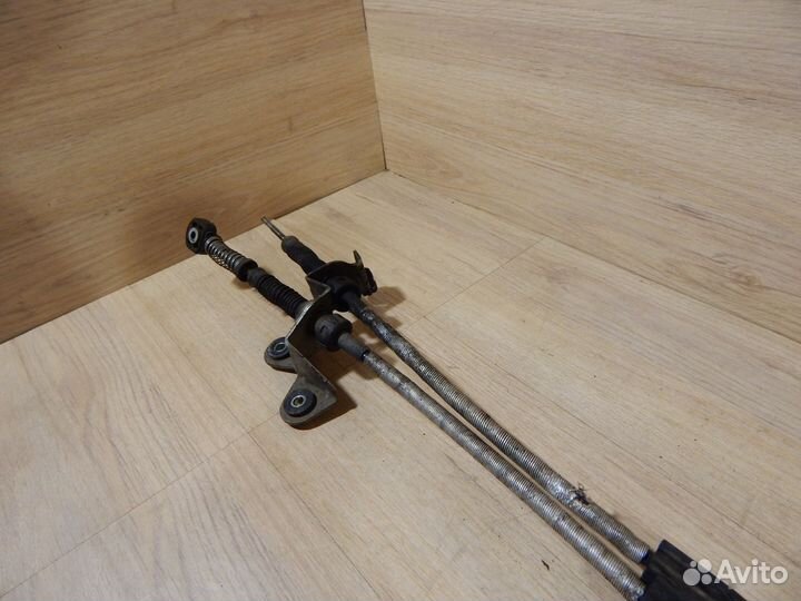 Кулиса в сборе с тросами Vw Passat B6