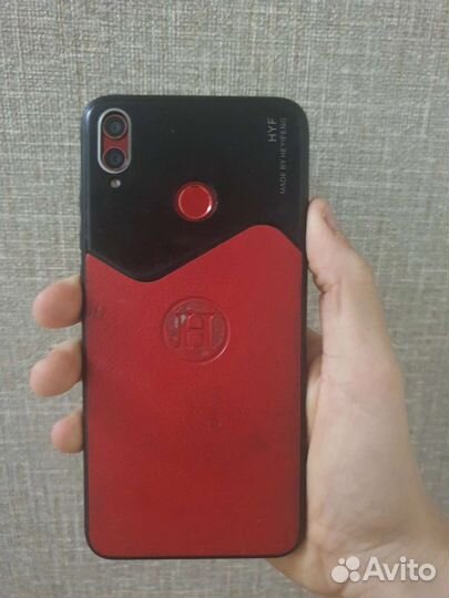 Телефон Honor 8x