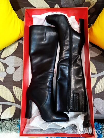 Женские сапоги