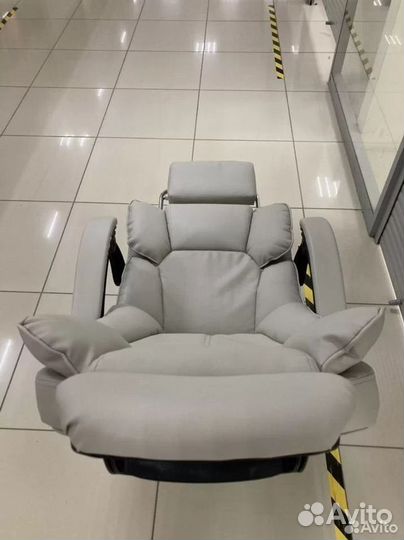 Компьютерное кресло офисное с функцией массажа