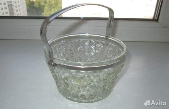 Вазочка.конфетница с ручкой. сахарница.и др, СССР