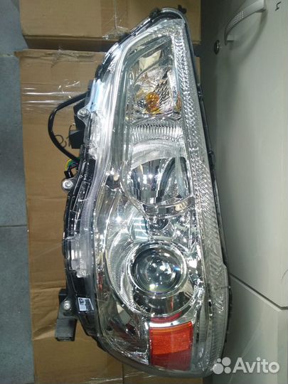 Фара на mitsubishi ASX 8301B587 8301B588 10-20