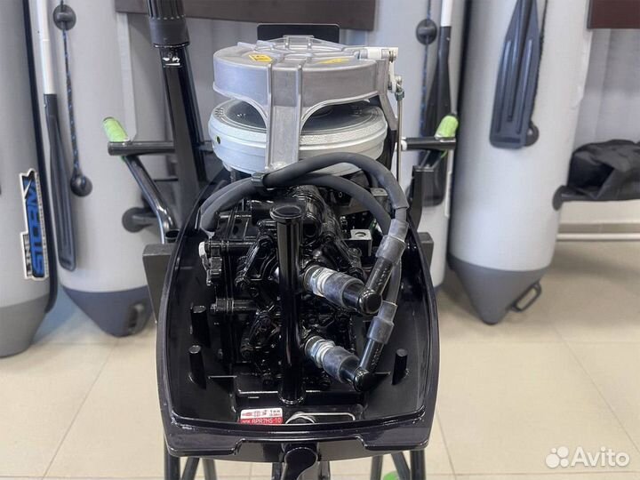 Лодочный мотор tohatsu M 9.8 B S витринный
