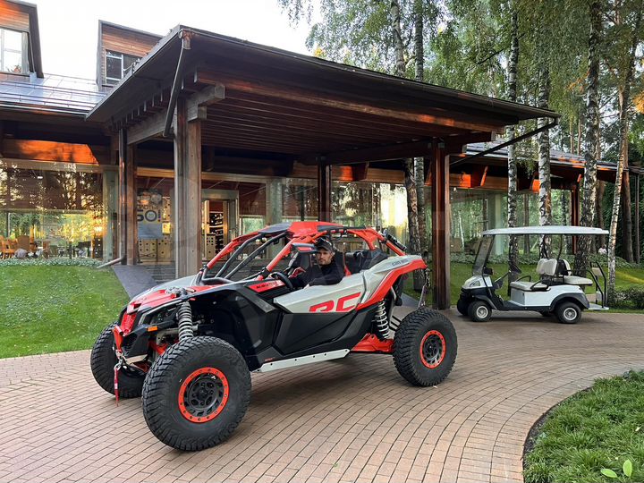 Дом 550 м² на участке 30 сот.