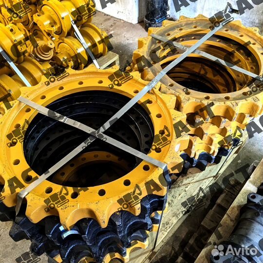 331/42641 Звездочка экскаватора JCB JS180 case210