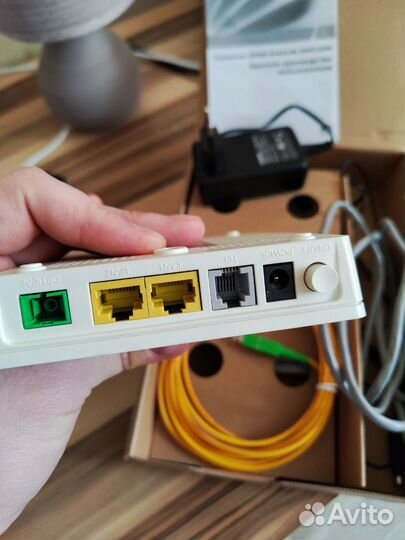 Оптический терминал huawei Hg8120H