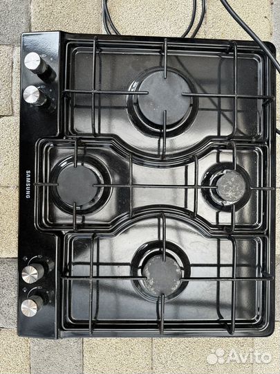 Газовая плита, мойка, вытяжки для кухни