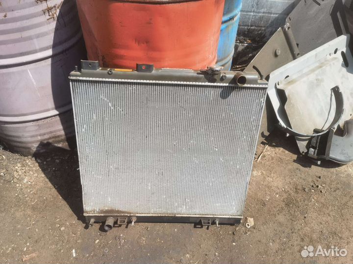 Радиатор охлаждения nissan pathfinder r51 v6 3.0