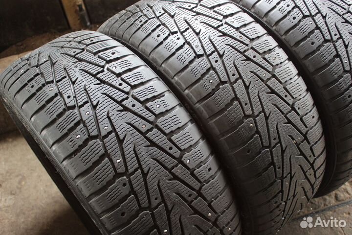 Nokian Tyres Hakkapeliitta 7 SUV 255/50 R19 107T