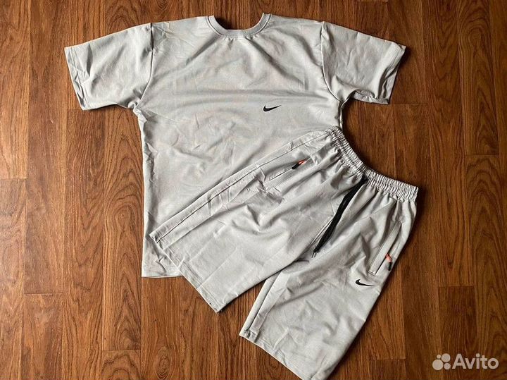 Костюм шорты и футболка Nike 3XL