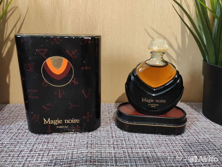 Magie Noire Lancome