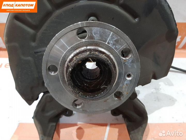 Кулак передний правый Volkswagen Polo 4 рест. 2009