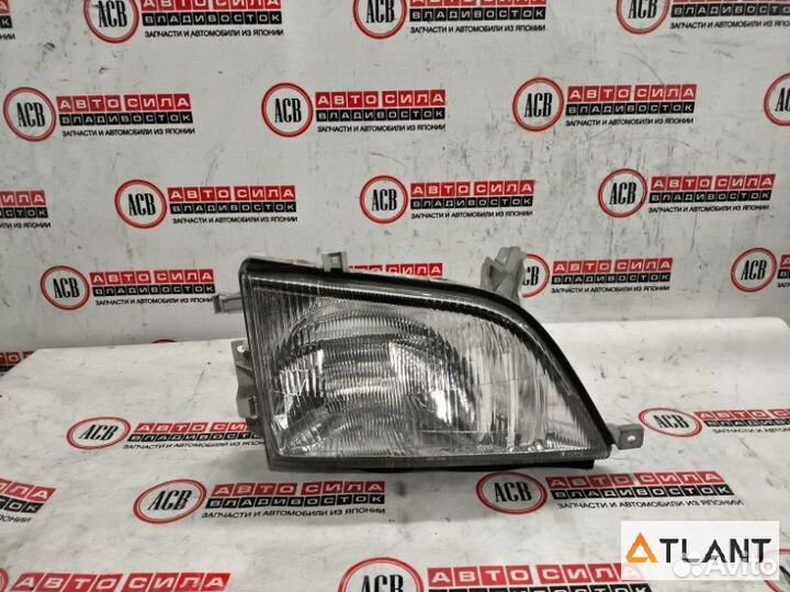 Фара правая toyota dyna