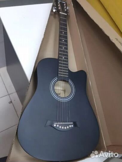 Гитара 6ти струнная