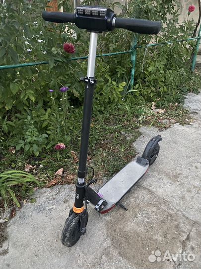 Самокат взрослый электрический