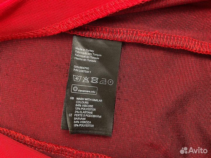 Платье женское 40 XS красное с разрезом