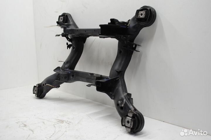 Подрамник Mercedes ML/GLE W166 2011-2018