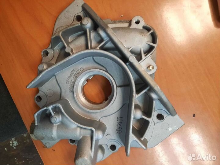 Насос масляный Luzar 2108