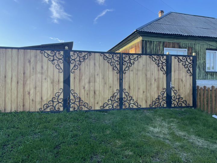 2-к. квартира, 40 м², 1/1 эт.