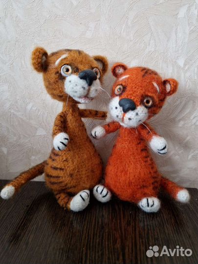 Игрушка вязаная Тигрёнок. Ручная работа