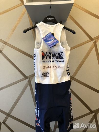 Стартовый костюм для триатлона Pella Planet Fitnes