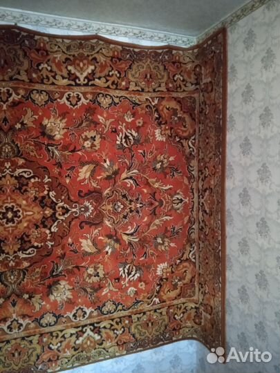 Ковер шерстяной