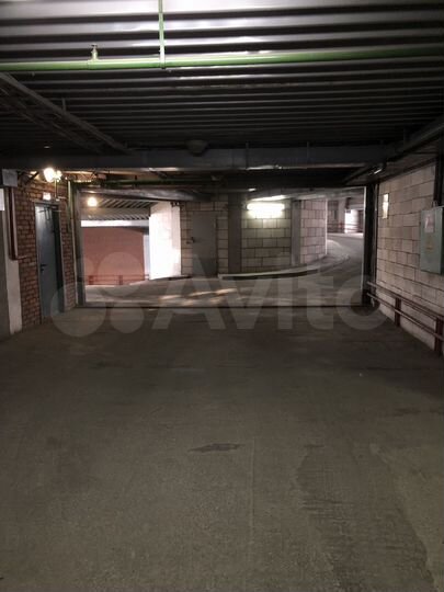 Машиноместо, 15 м²