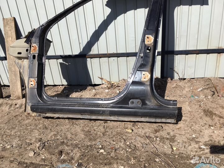 Порог Логан средняя стойка левый порог Рено