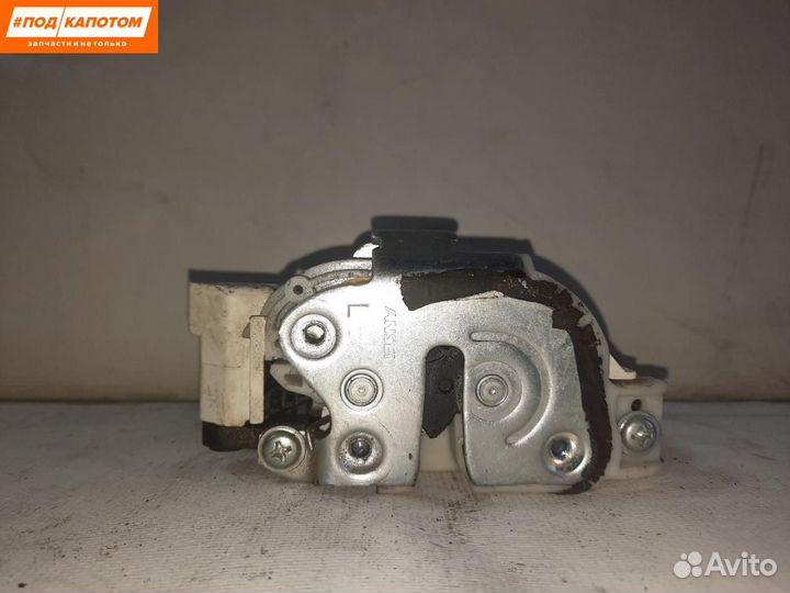 Замок двери передней левой Mitsubishi Lancer 10