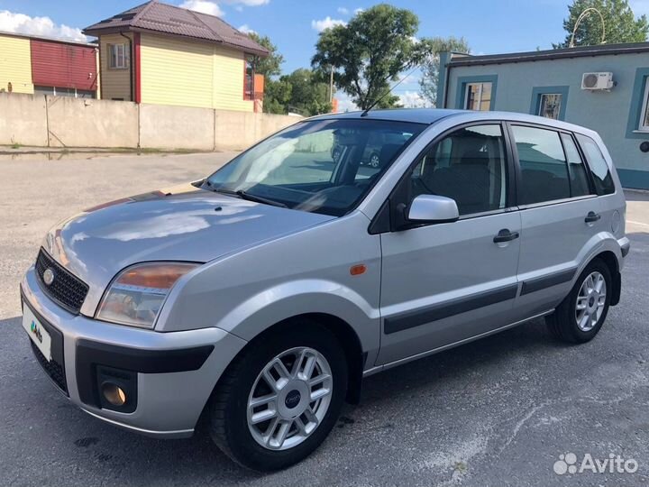 Форд фокус 1 седан 2004 1. Авито белгород авто с пробегом. Форд белгород. Авито форд белгородская. Passat b5 w8 wheels.