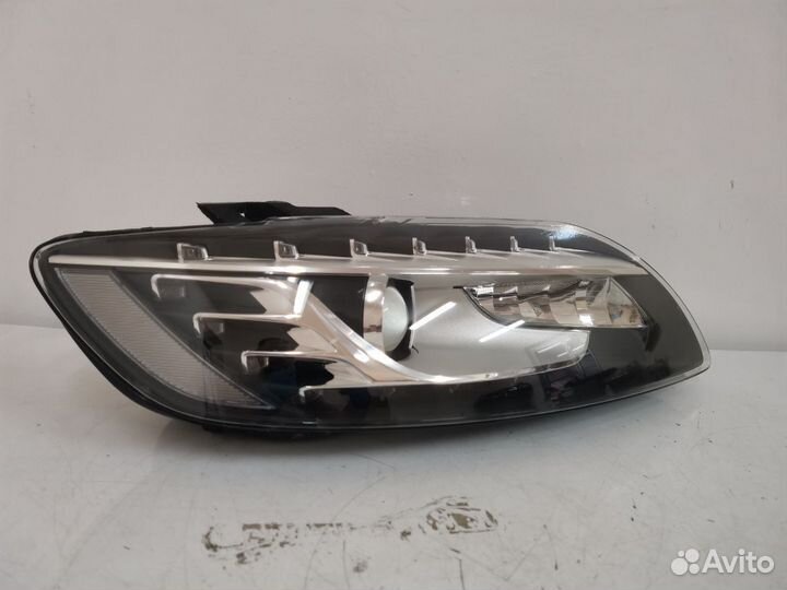 Фара правая Audi Q7 2009-2015