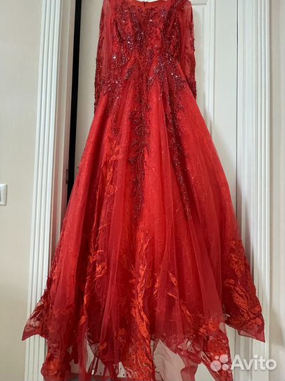 Вечернее платье в пол