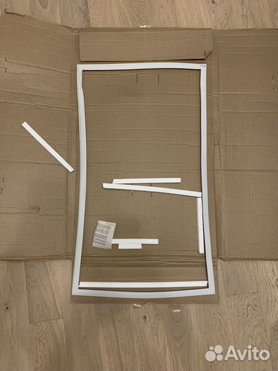 Уплотнитель двери холодильной камеры Atlant