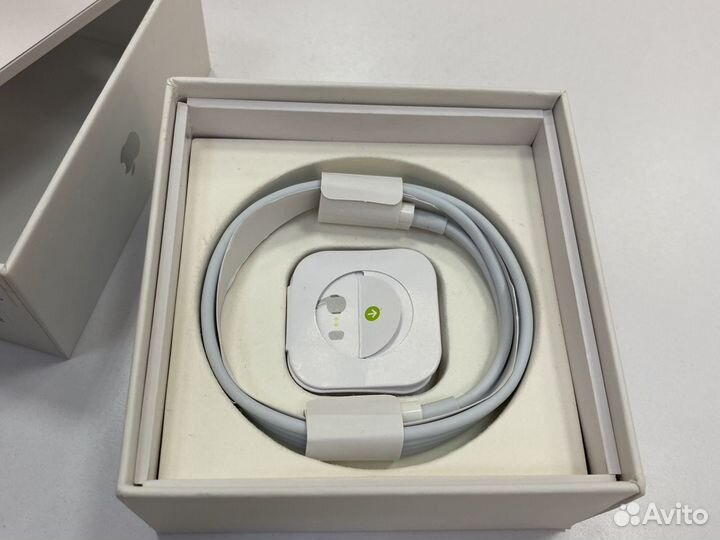 Беспроводные наушники AirPods Pro