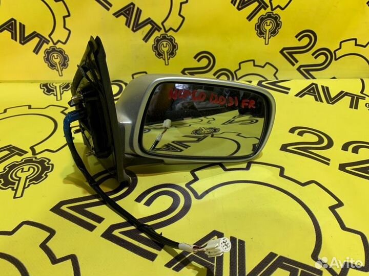 Зеркало заднего вида переднее правое Toyota Ist