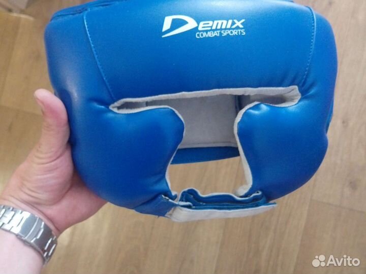 Боксерский шлем demix