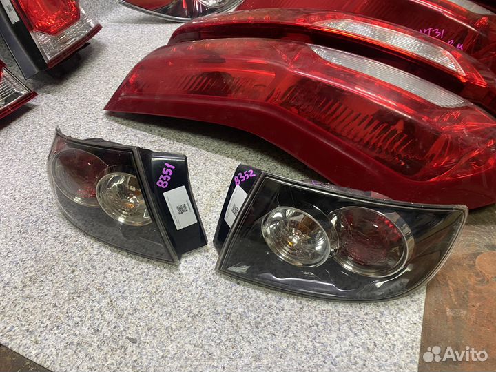 Фонарь Mazda 3 BK седан