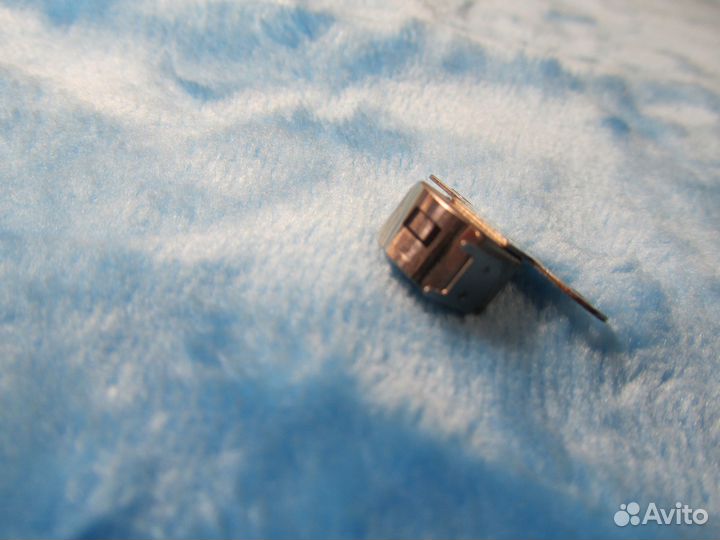 Головка для кассетного магнитофона новая