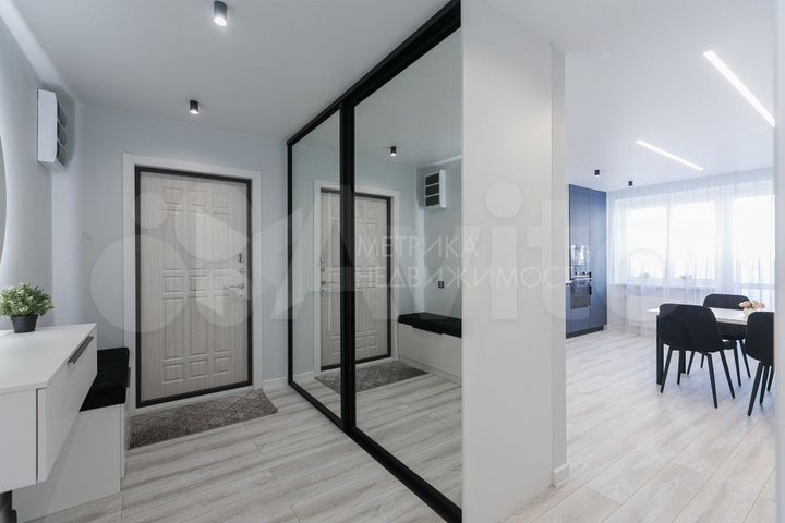 2-к. квартира, 68 м², 2/14 эт.