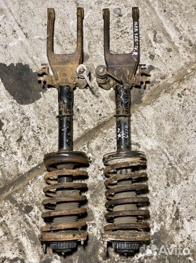 Стойка передняя левая/правая Alfa Romeo 166