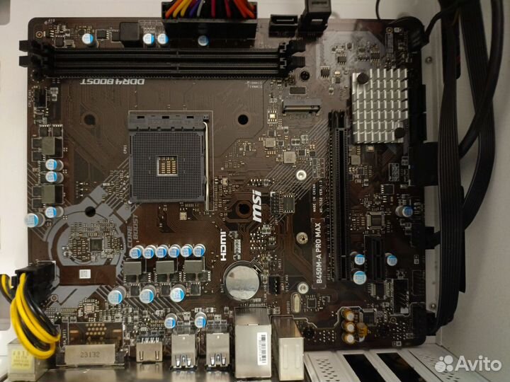 Материнская плата